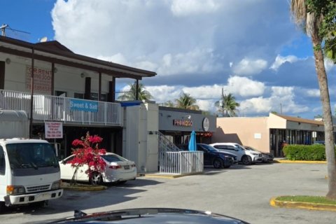 Immobilier commercial à vendre à North Miami Beach, Floride № 1701519 - photo 11