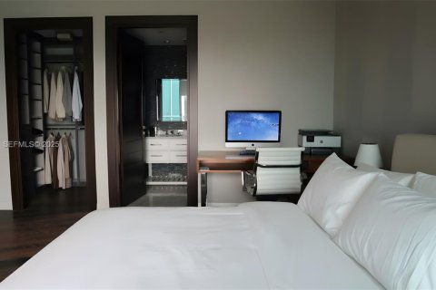 Condo in Bal Harbour, Florida, 3 bedrooms № 1984574 - photo 30