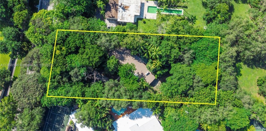 House in Palmetto Bay, Florida 4 bedrooms, 283.26 sq.m. № 1952920