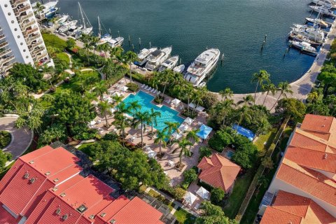 Condo in Aventura, Florida, 2 bedrooms  № 1696011 - photo 8