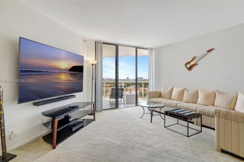 Condo in Aventura, Florida, 2 bedrooms  № 1696011 - photo 6