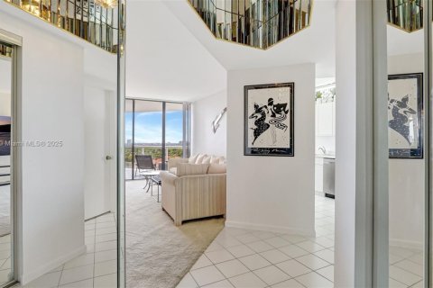 Condo in Aventura, Florida, 2 bedrooms  № 1696011 - photo 16