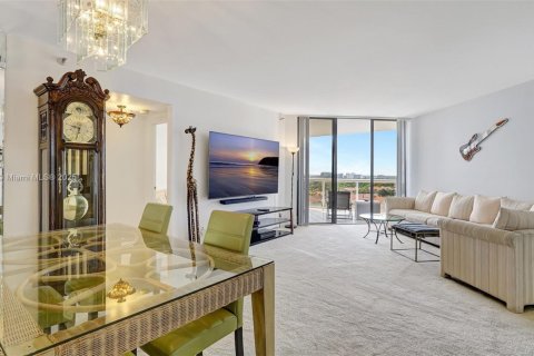 Condo in Aventura, Florida, 2 bedrooms  № 1696011 - photo 4