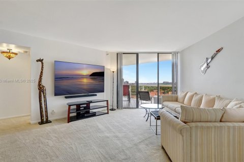 Condo in Aventura, Florida, 2 bedrooms  № 1696011 - photo 5