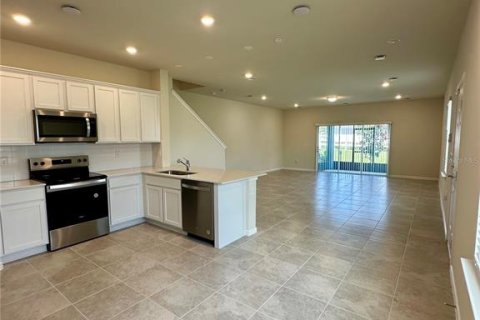 Townhouse in Davenport, Florida 3 bedrooms, 165.55 sq.m. № 1832059 - photo 20