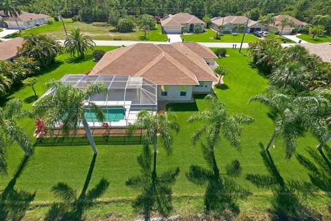 Casa en alquiler en Rotonda, Florida, 3 dormitorios, 205.04 m2 № 1835149 - foto 1