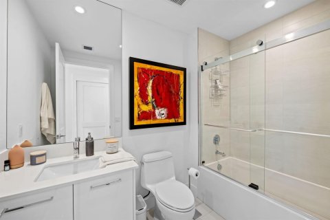 Copropriété à vendre à Fort Lauderdale, Floride: 2 chambres, 158.58 m2 № 2397828 - photo 25
