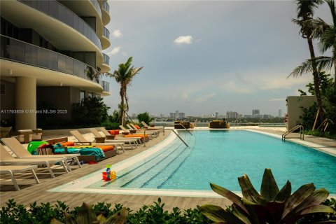 Copropriété à louer à Miami, Floride: 2 chambres, 116.78 m2 № 1700513 - photo 8