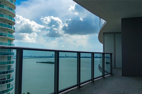 Copropriété à louer à Miami, Floride: 2 chambres, 116.78 m2 № 1700513 - photo 11