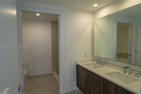 Copropriété à louer à Miami, Floride: 2 chambres, 116.78 m2 № 1700513 - photo 19
