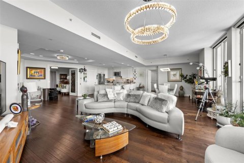 Condo in Tampa, Florida, 3 bedrooms  № 1847206 - photo 8