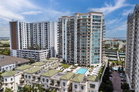 Condo in Tampa, Florida, 3 bedrooms  № 1847206 - photo 2