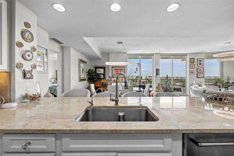 Condo in Tampa, Florida, 3 bedrooms  № 1847206 - photo 14
