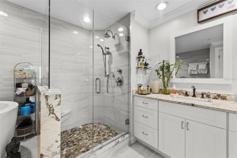 Condo in Tampa, Florida, 3 bedrooms  № 1847206 - photo 21