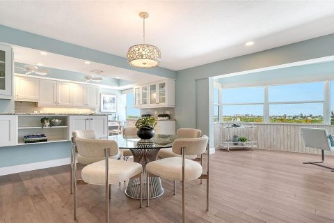 Condominio en venta en Sarasota, Florida, 2 dormitorios, 189.06 m2 № 1719185 - foto 9