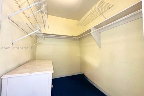 Снять в аренду кондоминиум в Майами-Бич, Флорида 37.72м2, № 2004659 - фото 8