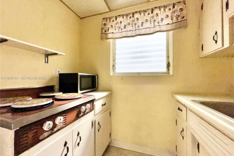 Снять в аренду кондоминиум в Майами-Бич, Флорида 37.72м2, № 2004659 - фото 6