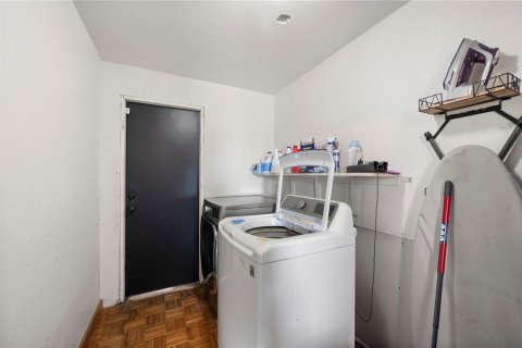 Villa ou maison à vendre à Punta Gorda, Floride: 5 chambres, 418.71 m2 № 2151812 - photo 23