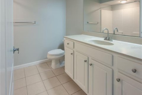 Condo in Orlando, Florida, 1 bedroom № 2101962 - photo 13