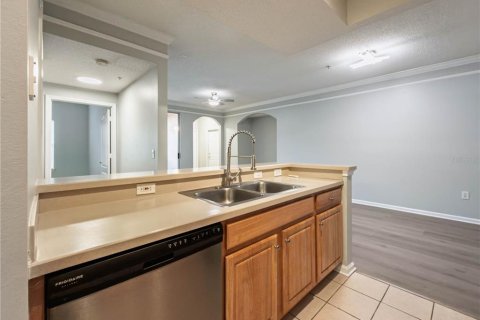 Condo in Orlando, Florida, 1 bedroom № 2101962 - photo 10
