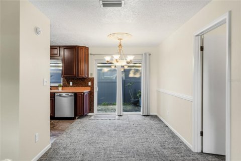 Villa ou maison à vendre à Altamonte Springs, Floride: 3 chambres, 118.91 m2 № 2416284 - photo 9