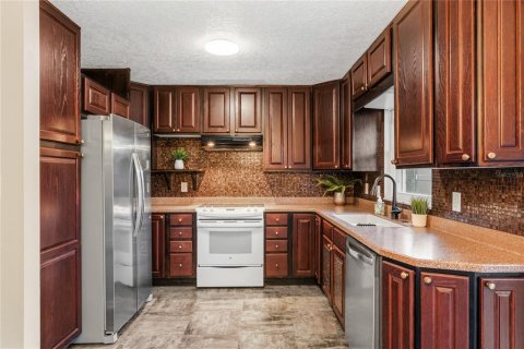 Villa ou maison à vendre à Altamonte Springs, Floride: 3 chambres, 118.91 m2 № 2416284 - photo 12