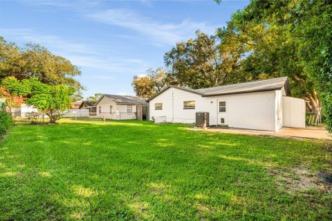 Villa ou maison à vendre à Altamonte Springs, Floride: 3 chambres, 118.91 m2 № 2416284 - photo 27