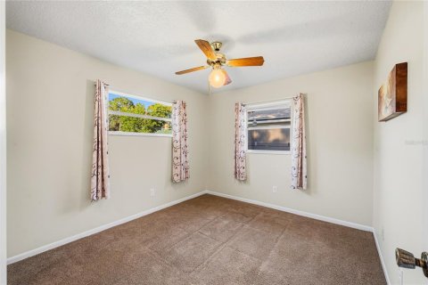 Villa ou maison à vendre à Altamonte Springs, Floride: 3 chambres, 118.91 m2 № 2416284 - photo 17