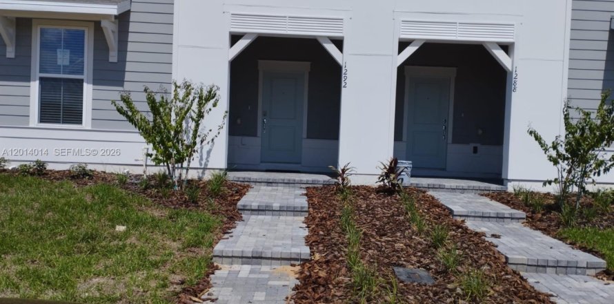 Touwnhouse à Clermont, Floride 5 chambres № 2076050