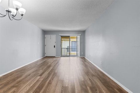 Copropriété à vendre à Tampa, Floride: 1 chambre, 69.68 m2 № 2197115 - photo 5