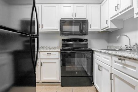 Copropriété à vendre à Tampa, Floride: 1 chambre, 69.68 m2 № 2197115 - photo 12
