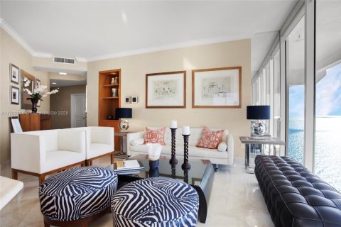 Copropriété à vendre à Miami Beach, Floride: 2 chambres, 128.21 m2 № 1707549 - photo 6