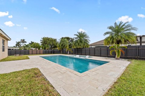 Villa ou maison à vendre à Homestead, Floride: 4 chambres, 238.85 m2 № 1968972 - photo 30