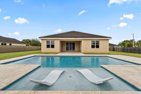 Villa ou maison à vendre à Homestead, Floride: 4 chambres, 238.85 m2 № 1968972 - photo 4