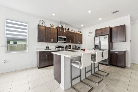 Villa ou maison à vendre à Homestead, Floride: 4 chambres, 238.85 m2 № 1968972 - photo 12