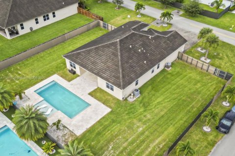 Villa ou maison à vendre à Homestead, Floride: 4 chambres, 238.85 m2 № 1968972 - photo 7