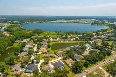 House in Mount Dora, Florida 4 bedrooms, 221.57 sq.m. № 2309007 - photo 6