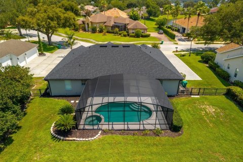 House in Mount Dora, Florida 4 bedrooms, 221.57 sq.m. № 2309007 - photo 7