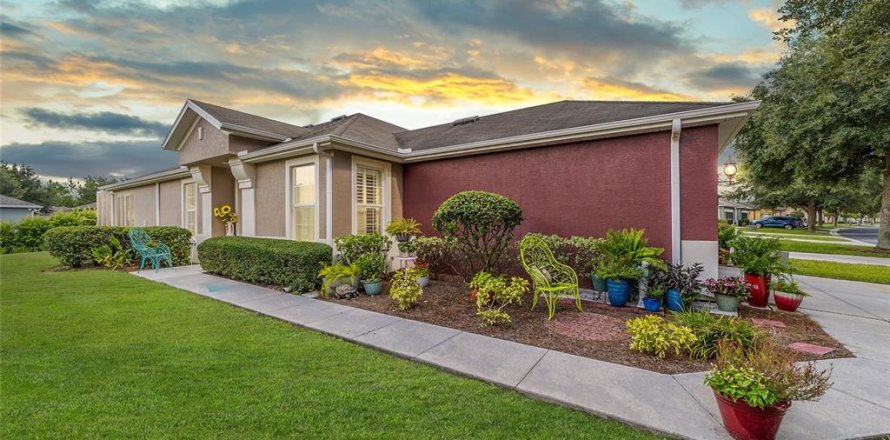 Casa en Ocala, Florida 2 dormitorios, 144.56 m2 № 1850250