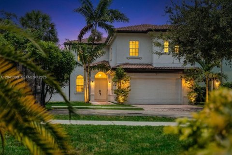 Villa ou maison à louer à Dania Beach, Floride: 3 chambres, 238.57 m2 № 2274679 - photo 2