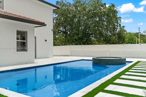 Villa ou maison à louer à Dania Beach, Floride: 3 chambres, 238.57 m2 № 2274679 - photo 19