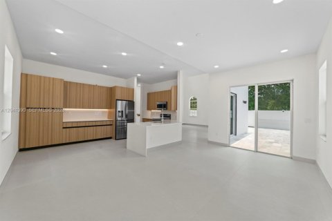 Villa ou maison à louer à Dania Beach, Floride: 3 chambres, 238.57 m2 № 2274679 - photo 15