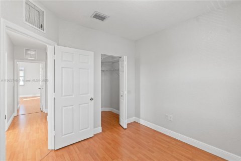 Condo in Homestead, Florida, 3 bedrooms  № 2061243 - photo 24