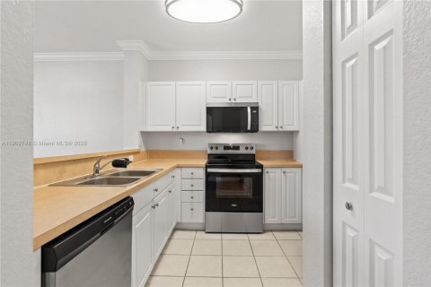 Condo in Homestead, Florida, 3 bedrooms  № 2061243 - photo 16