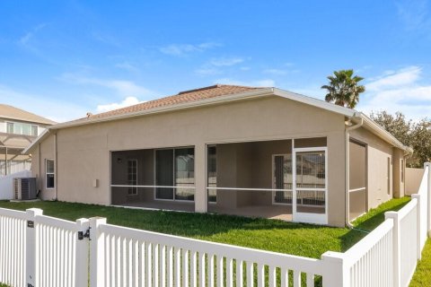 Villa ou maison à louer à Wesley Chapel, Floride: 4 chambres, 253.53 m2 № 2427265 - photo 15