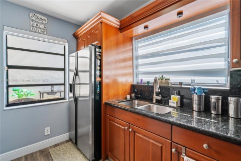 Снять в аренду кондоминиум в Майами, Флорида 2 спальни, 94.76м2, № 1974086 - фото 18