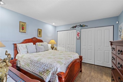 Снять в аренду кондоминиум в Майами, Флорида 2 спальни, 94.76м2, № 1974086 - фото 28