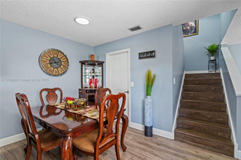 Снять в аренду кондоминиум в Майами, Флорида 2 спальни, 94.76м2, № 1974086 - фото 12