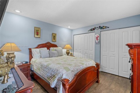 Снять в аренду кондоминиум в Майами, Флорида 2 спальни, 94.76м2, № 1974086 - фото 27