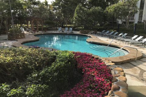 Condo in Miami, Florida, 2 bedrooms № 1855276 - photo 10